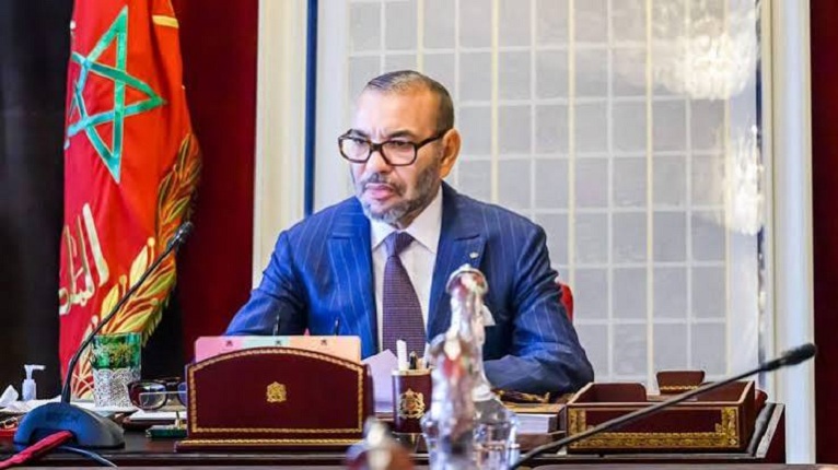 Le Roi du Maroc condamne les attaques répétées des Houthies yéménites contre l’Arabie saoudite et les lieux saints de l’Islam